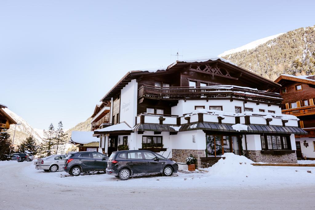 Garni Stefani Hotel Vent Exterior foto